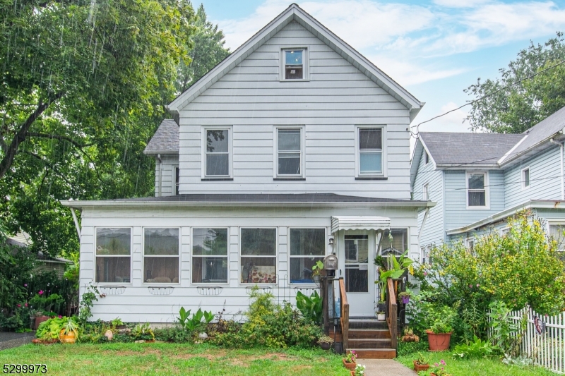 12 Hennion Pl