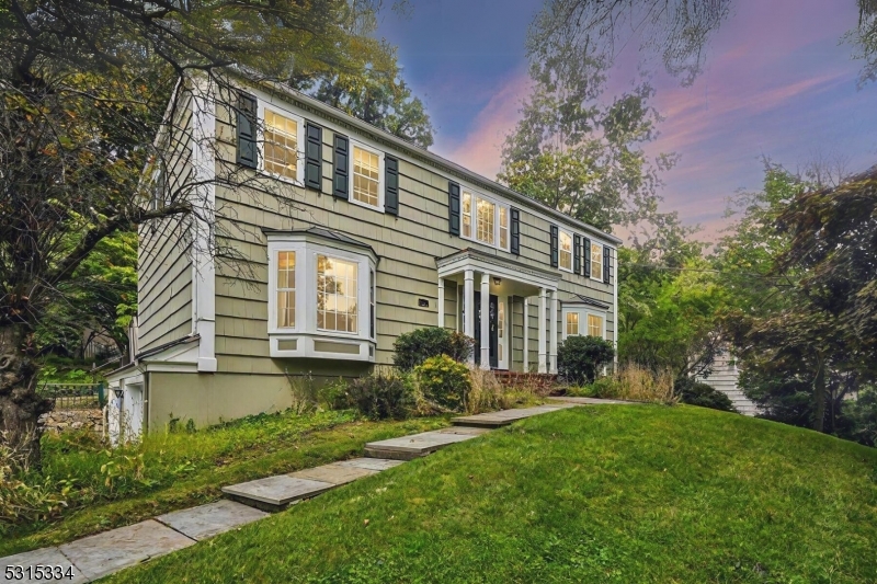 31 Ellsworth Ave
