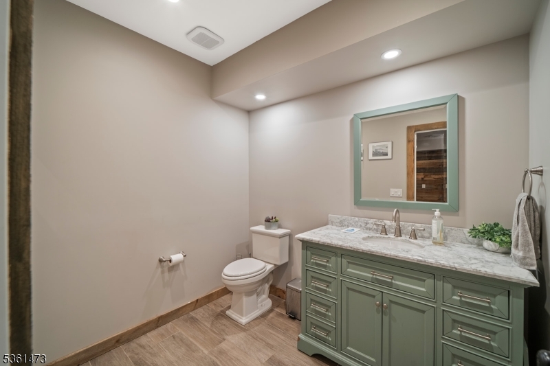 10 Smock Ct