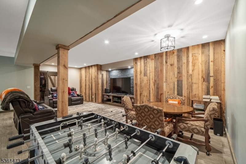 10 Smock Ct