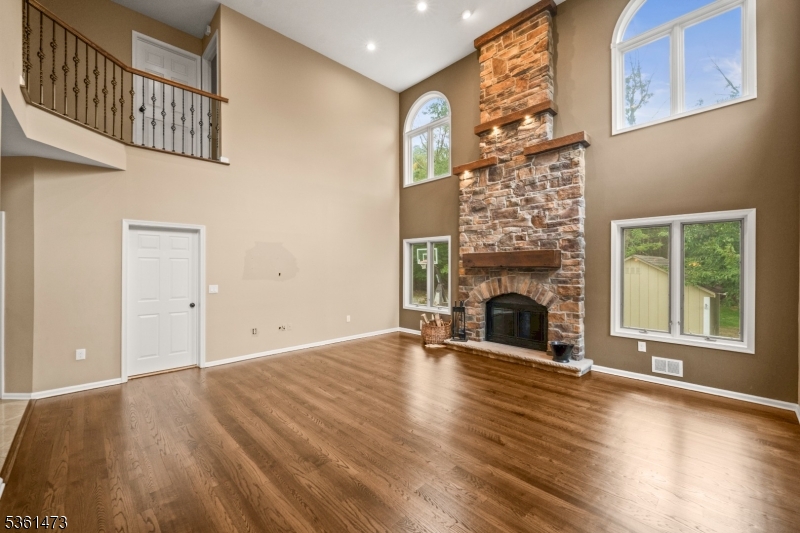 10 Smock Ct