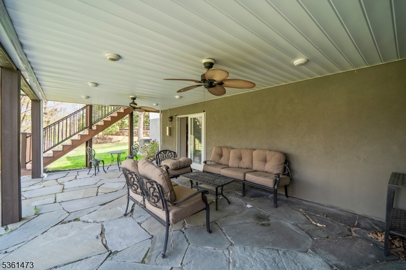 10 Smock Ct