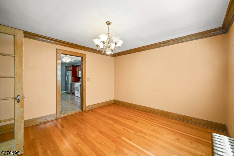 148 Willard Ave