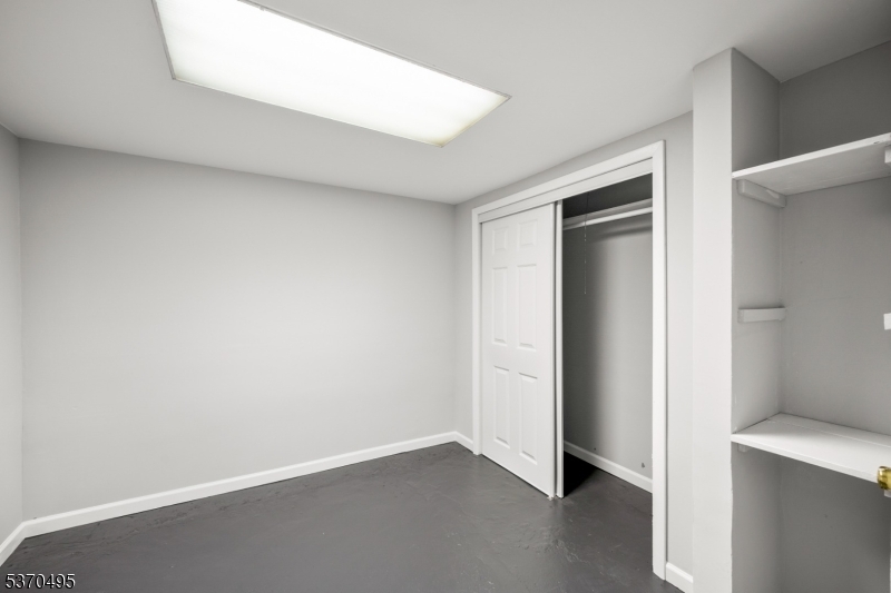 148 Willard Ave