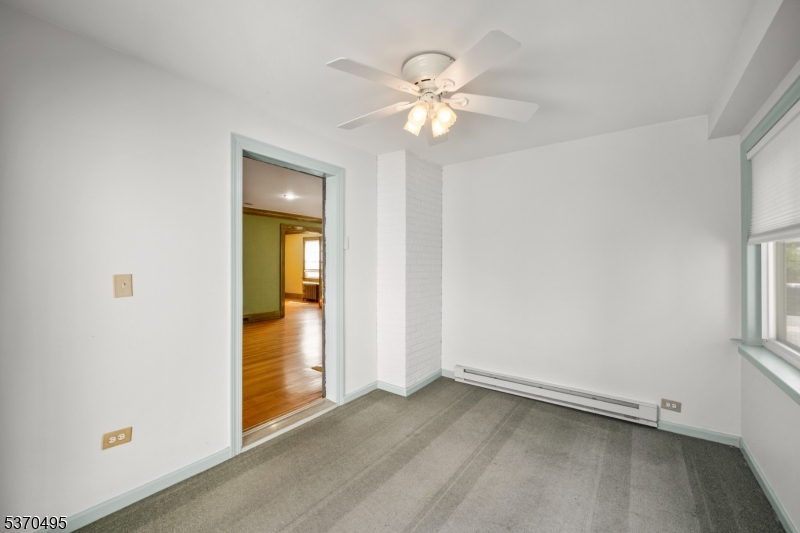 148 Willard Ave