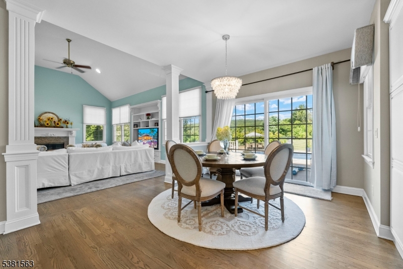 1 Elaine Ct