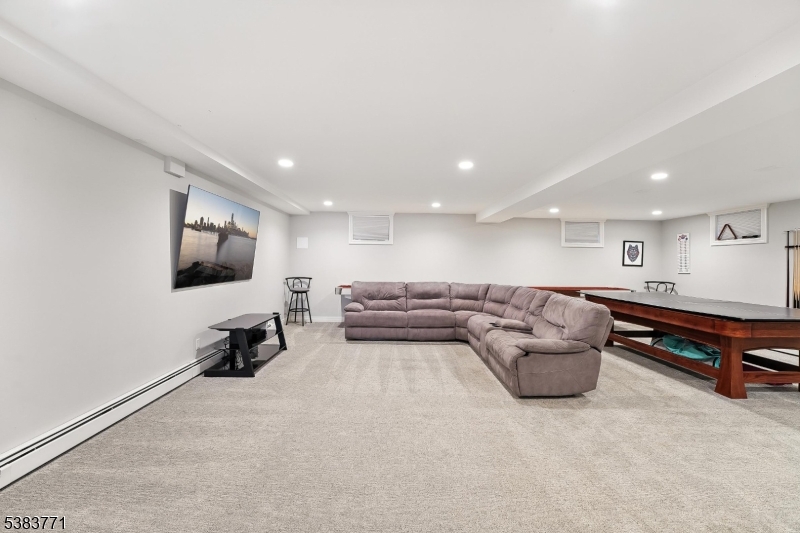 856 Stonewall Ct