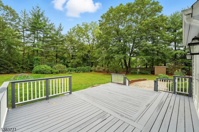 856 Stonewall Ct