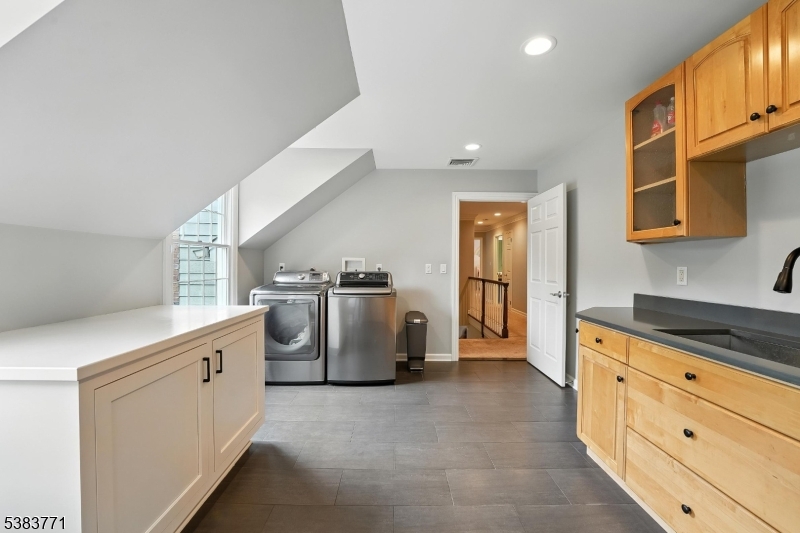 856 Stonewall Ct