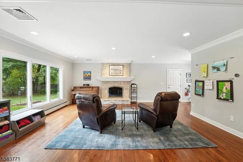 856 Stonewall Ct