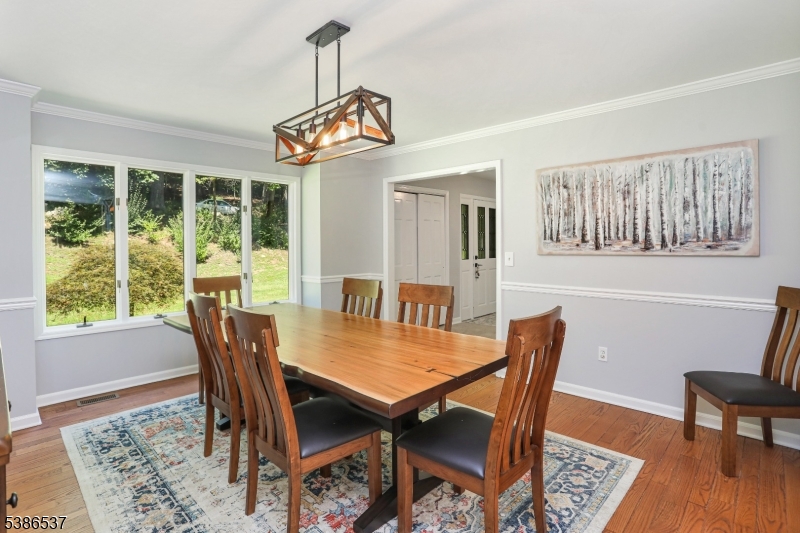 910 Ravine Rd