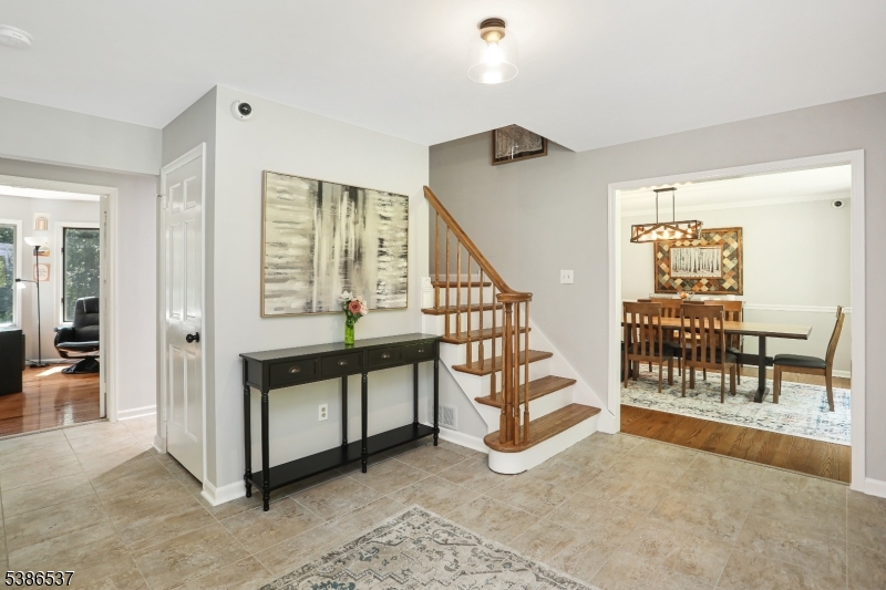 910 Ravine Rd