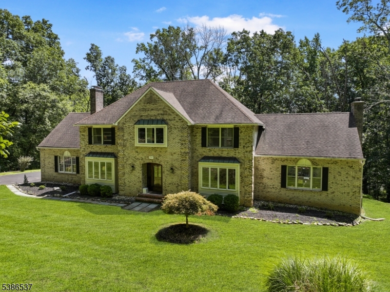 910 Ravine Rd