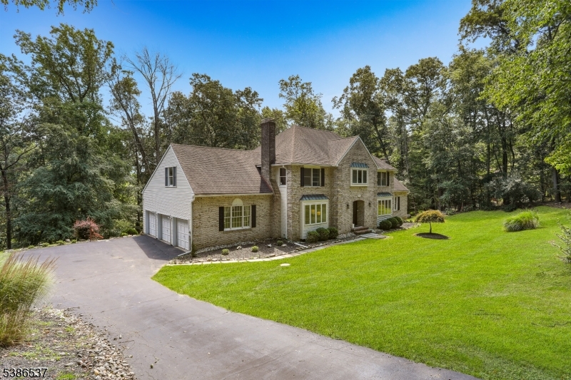 910 Ravine Rd