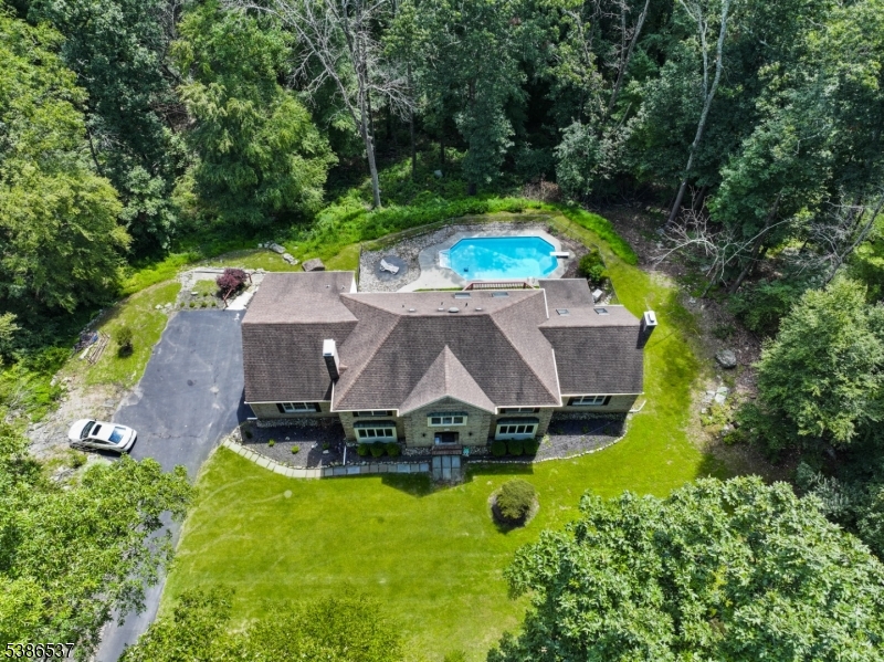 910 Ravine Rd