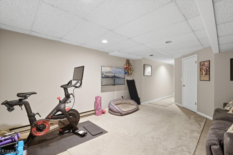 5 Clover Ct