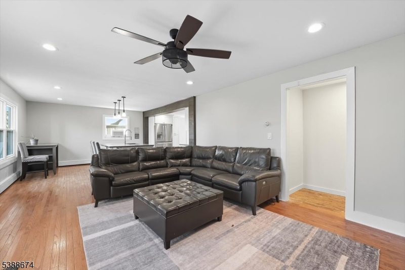 7 Birchwood Rd
