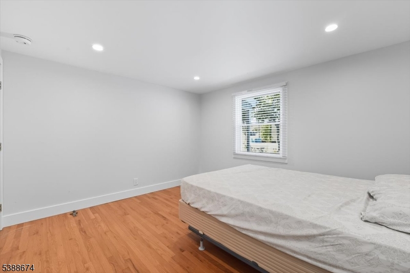 7 Birchwood Rd