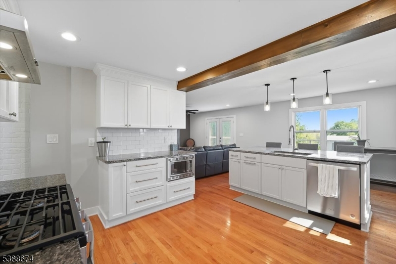 7 Birchwood Rd