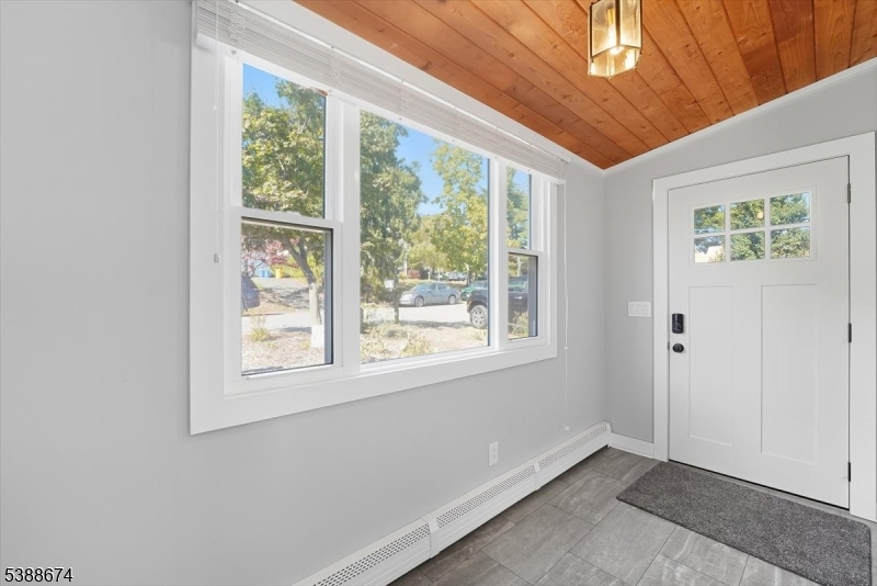 7 Birchwood Rd