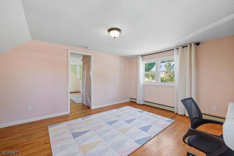7 Birchwood Rd