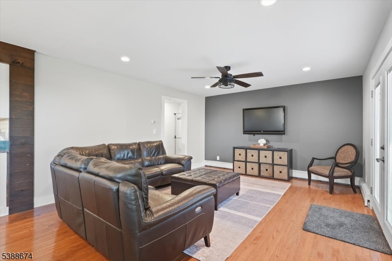7 Birchwood Rd
