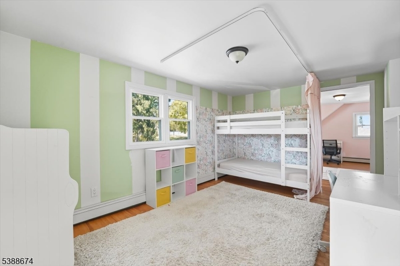 7 Birchwood Rd