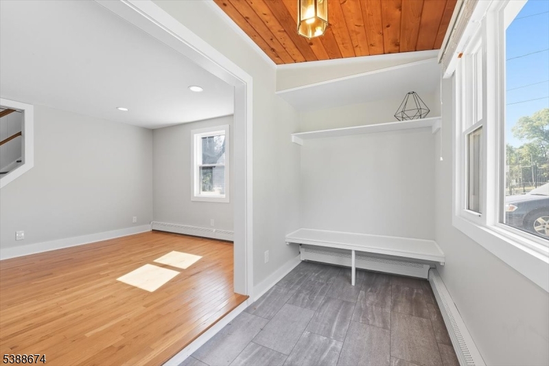 7 Birchwood Rd