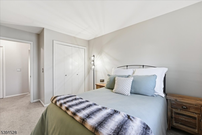 58B Ridgedale Ave