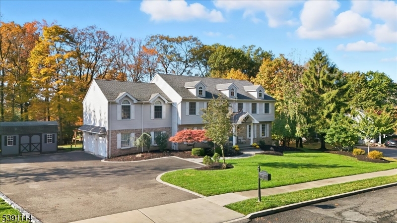 29 Columbia Ct