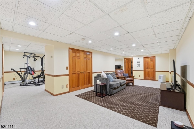 29 Columbia Ct