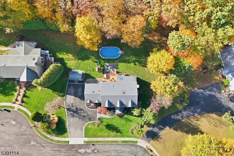 29 Columbia Ct