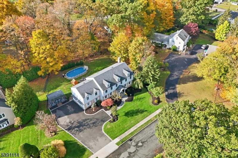 29 Columbia Ct