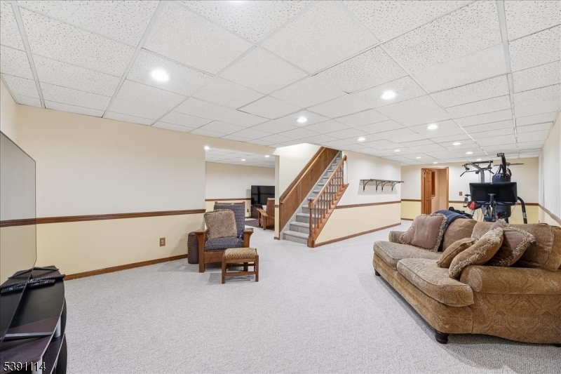 29 Columbia Ct