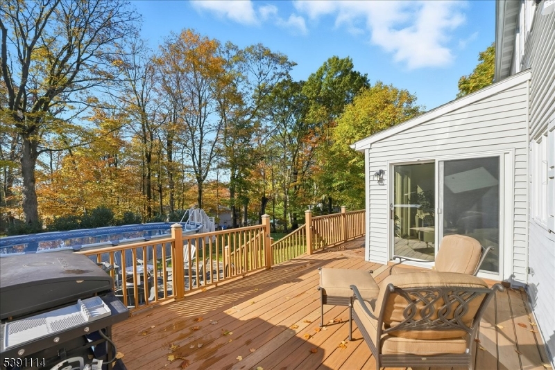 29 Columbia Ct