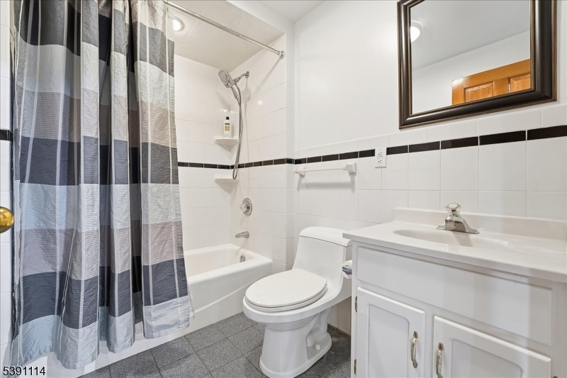 29 Columbia Ct