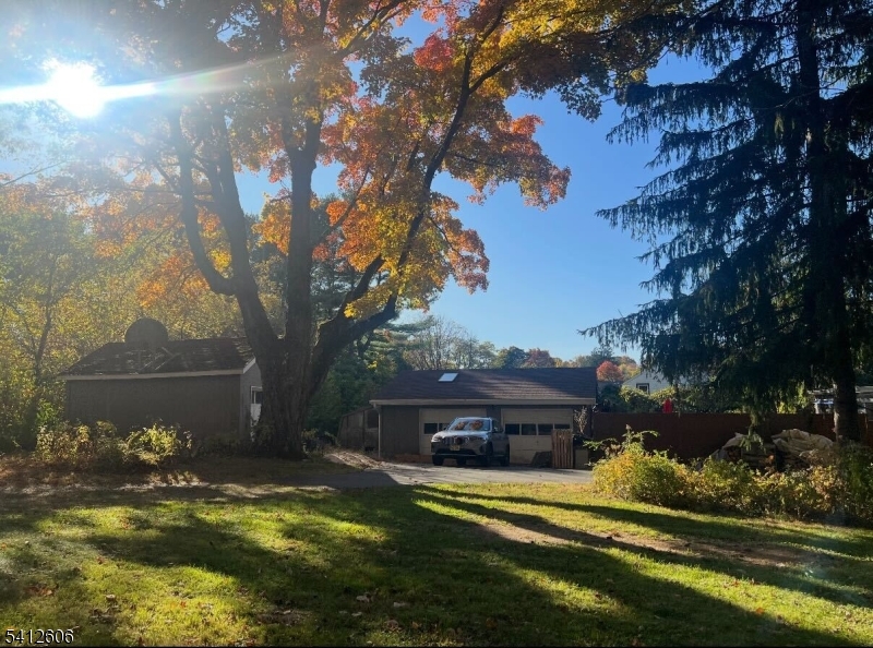 343 & 339 Quaker Church Rd