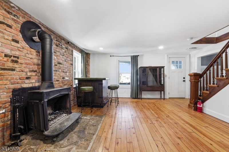 343 & 339 Quaker Church Rd