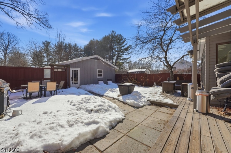 343 & 339 Quaker Church Rd