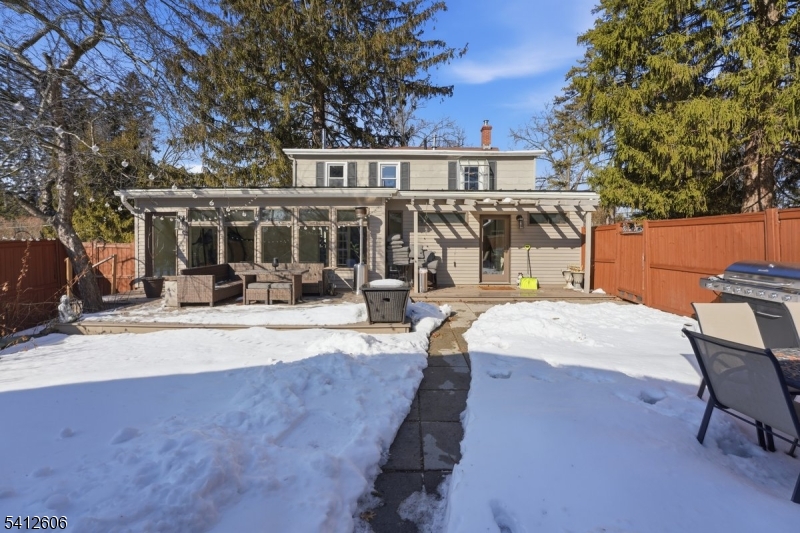 343 & 339 Quaker Church Rd