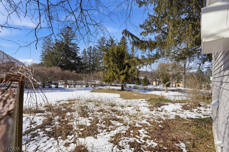 343 & 339 Quaker Church Rd