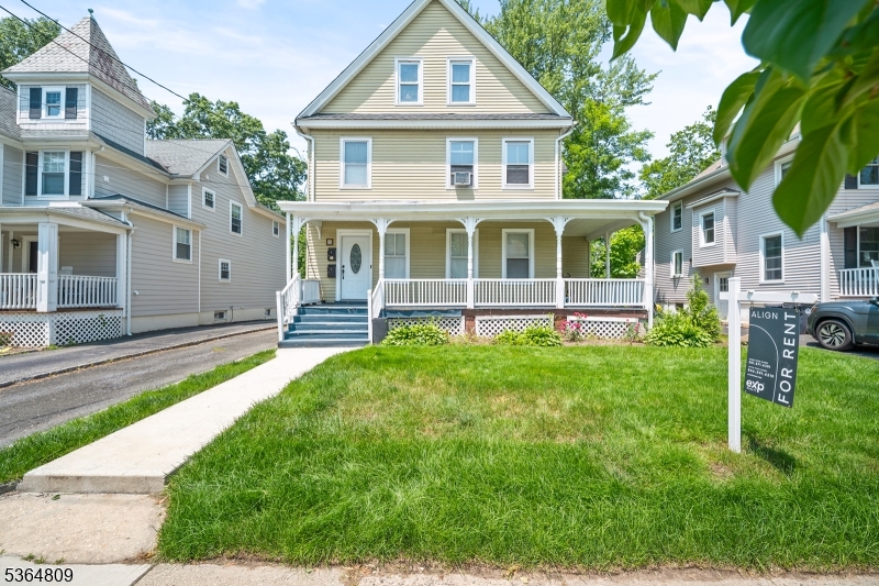 26 Hillside Ave