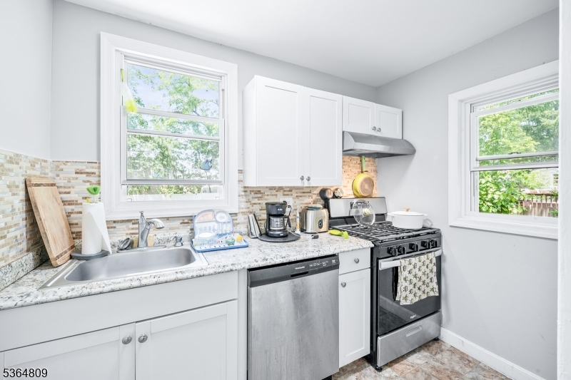 26 Hillside Ave
