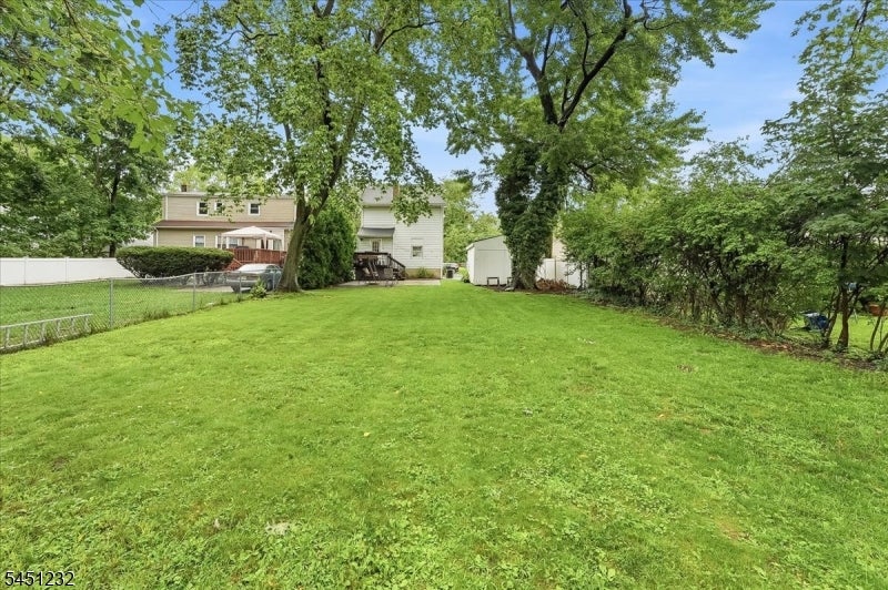 30 Genevieve Ave