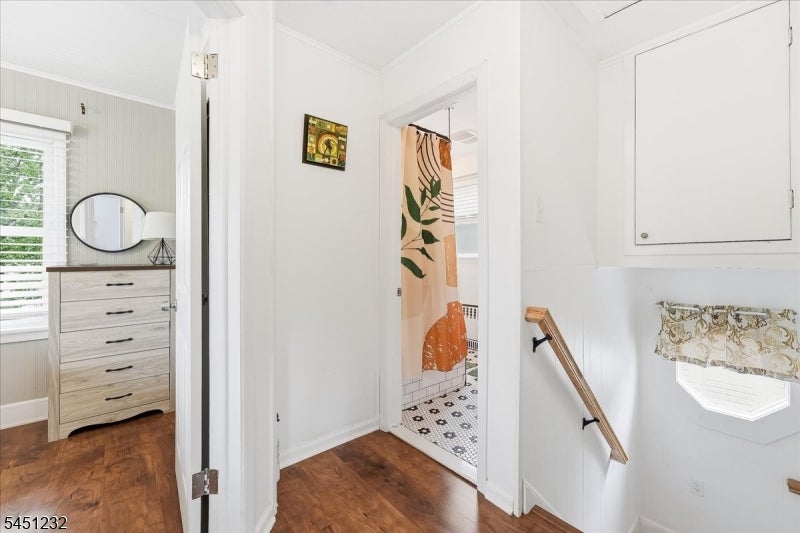 30 Genevieve Ave