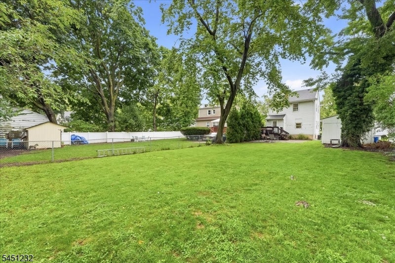 30 Genevieve Ave