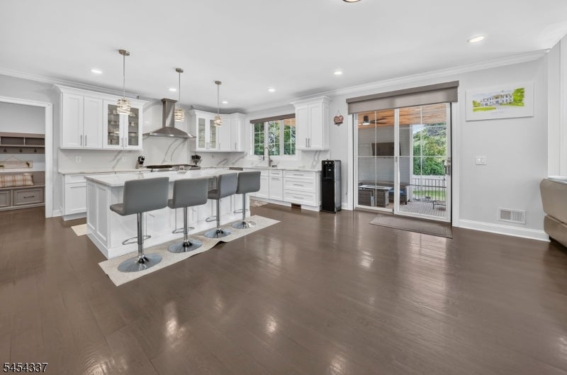 28 Ross Hall Blvd