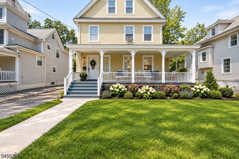 26 Hillside Ave