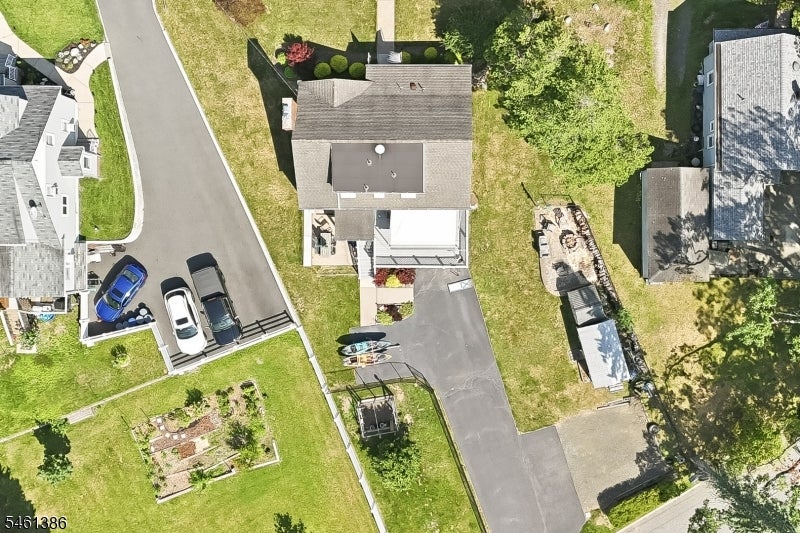 161 Manchester Ave
