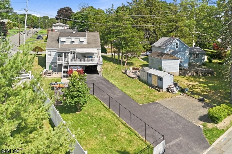 161 Manchester Ave